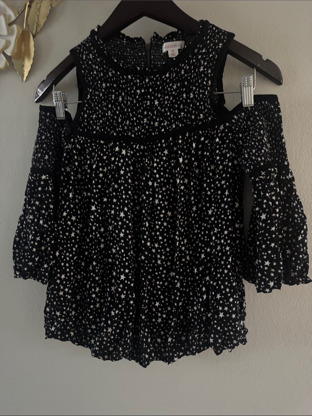 Xhilaration Black Star Cold-Shoulder Top
